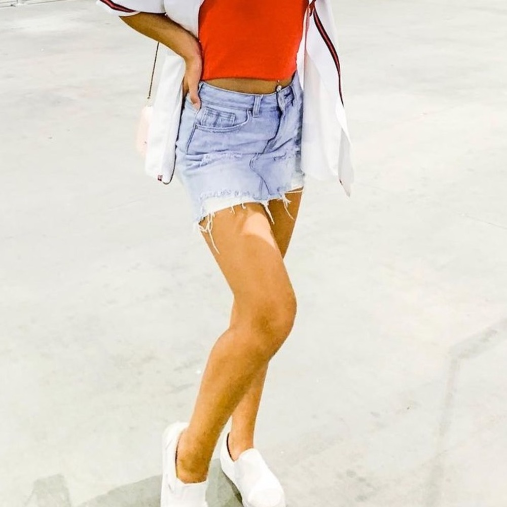 Pacsun distressed jean skirt